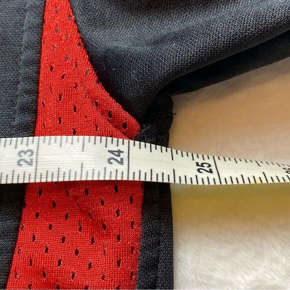 NHL Chicago Blackhawks Black and Red Hoodie Size XL - Picture 8 of 10